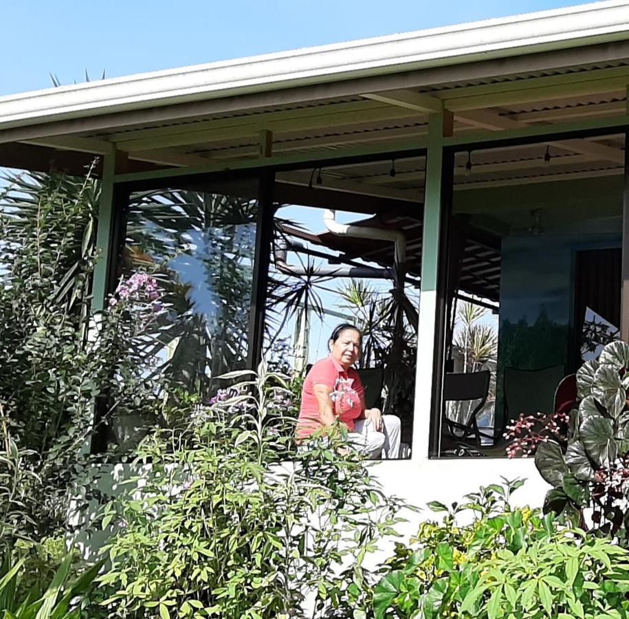 Marita'S Bed And Breakfast Nuevo Arenal Esterno foto