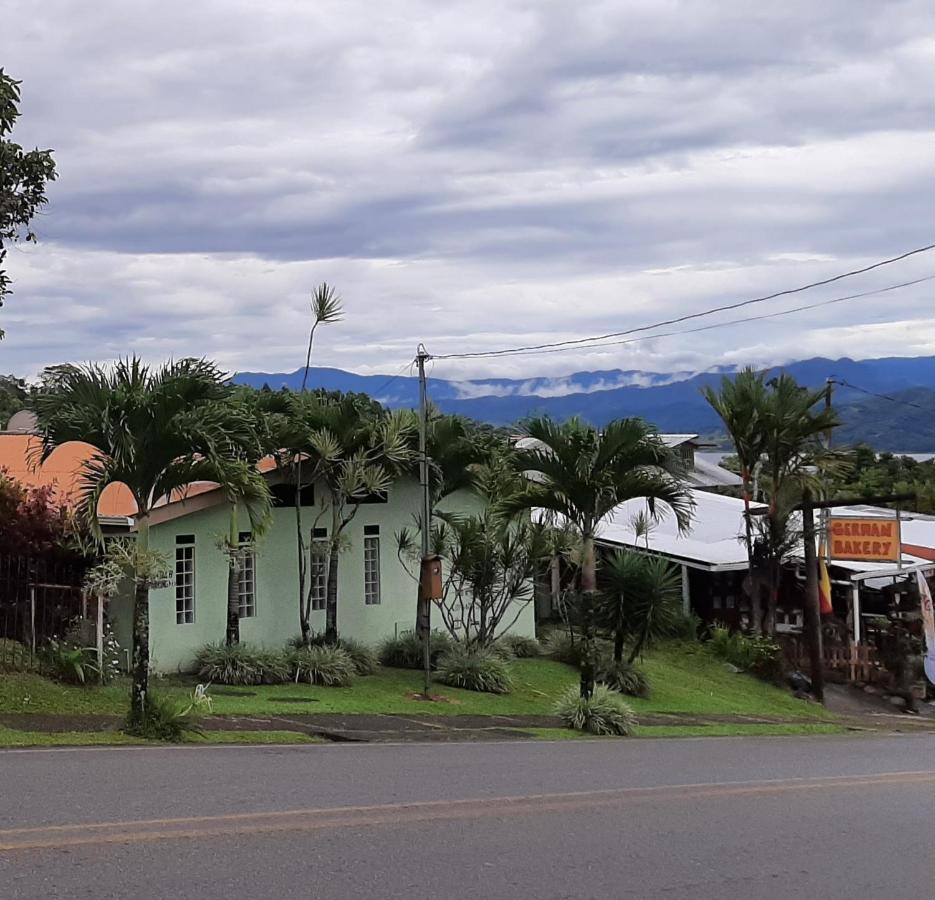 Marita'S Bed And Breakfast Nuevo Arenal Esterno foto