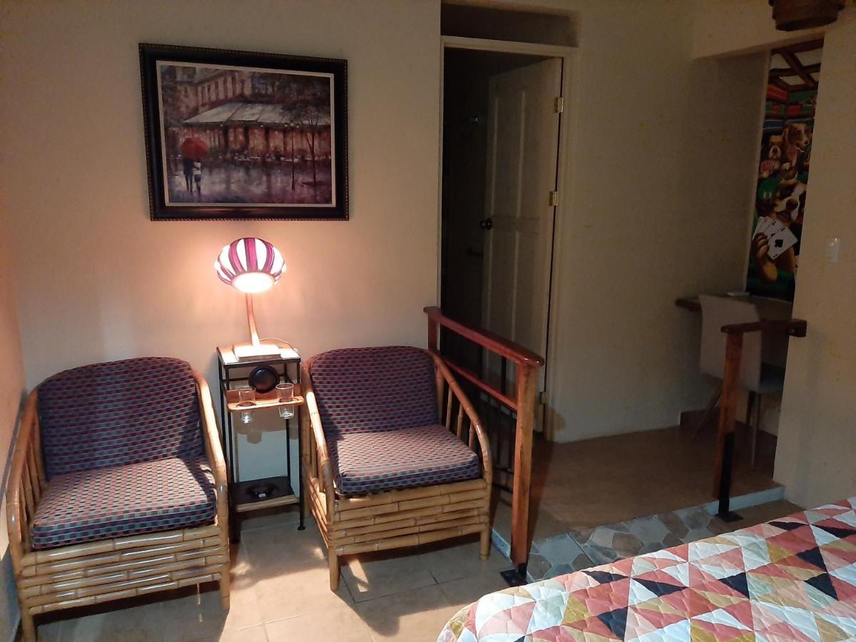 Marita'S Bed And Breakfast Nuevo Arenal Esterno foto