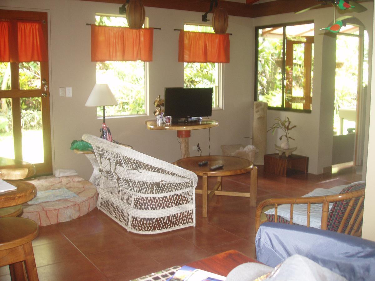 Marita'S Bed And Breakfast Nuevo Arenal Esterno foto
