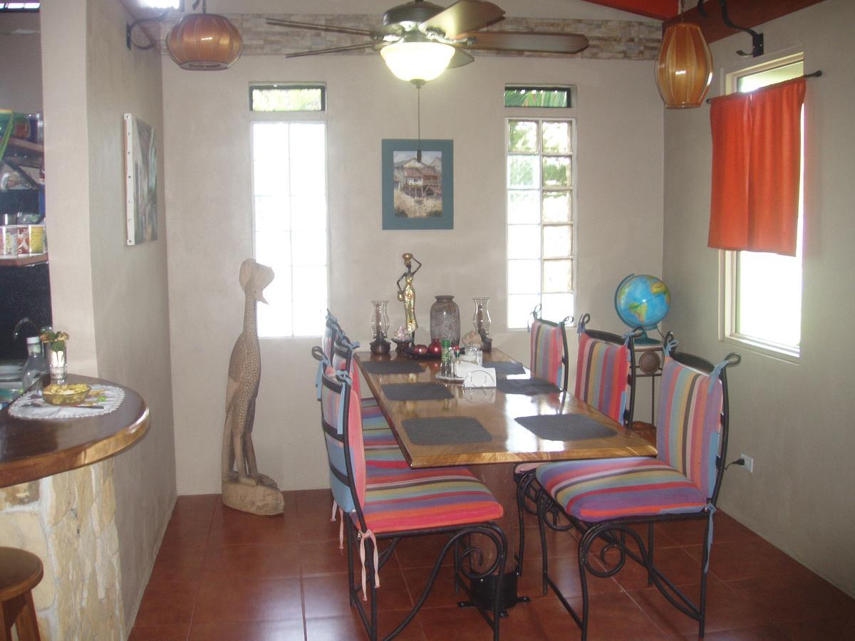 Marita'S Bed And Breakfast Nuevo Arenal Esterno foto